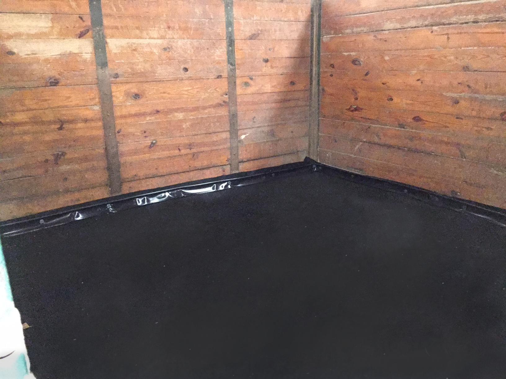 StallEZ horse stall mats